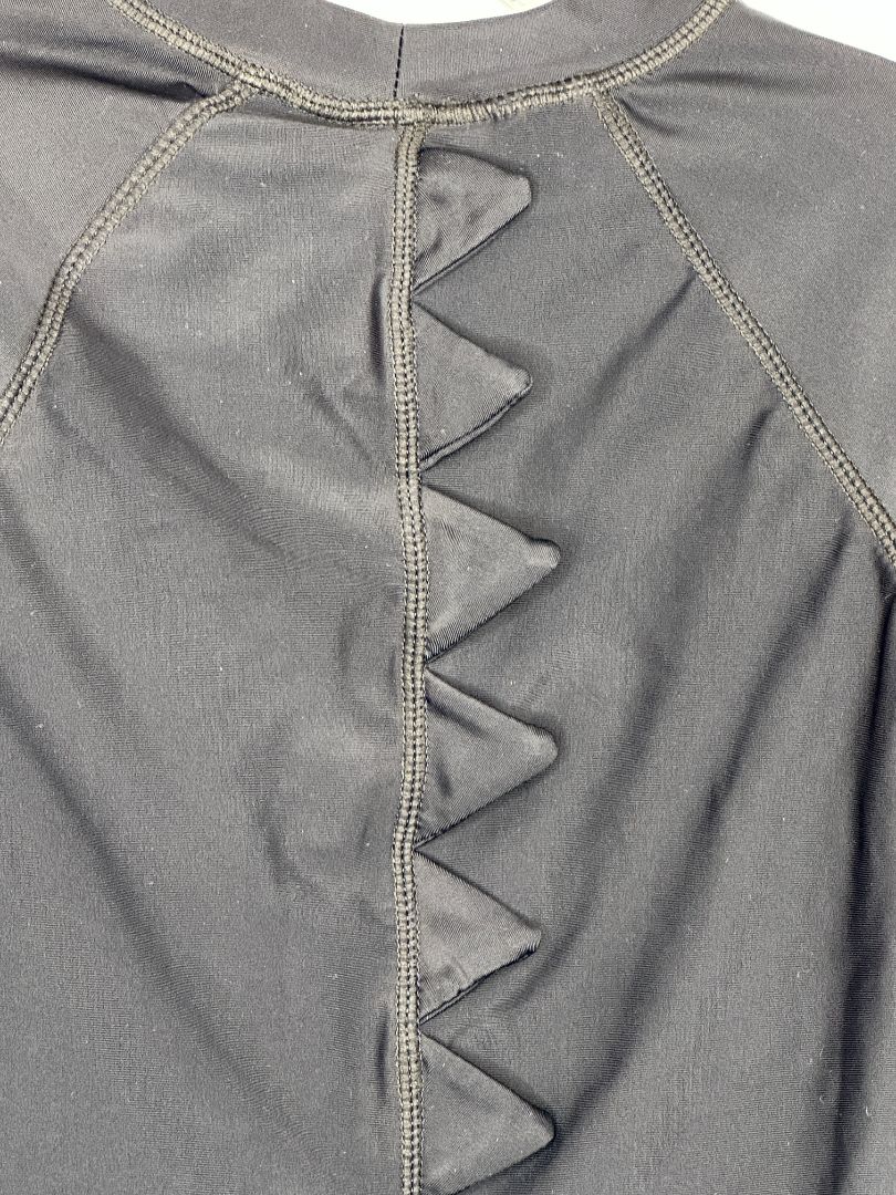 Consign Wave Wave Tribe Sun/Swim Rashguard Top 4 Black Dino – Sailor Jack Consignment