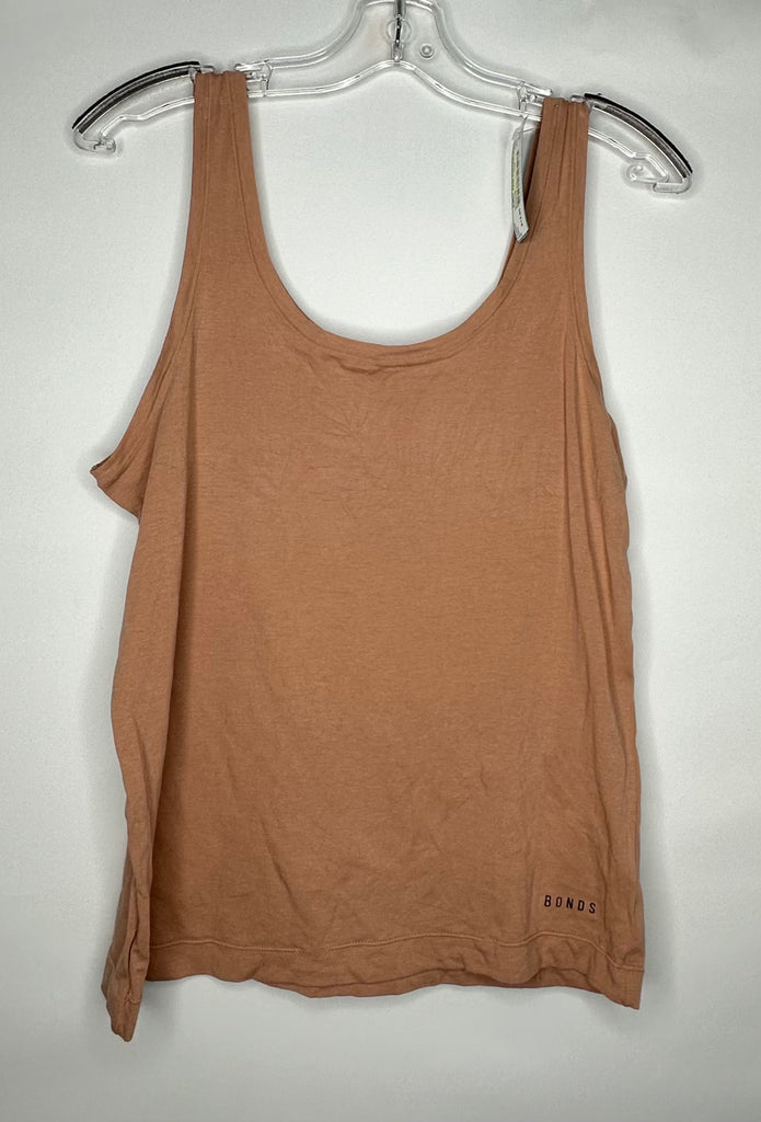 Lucky Brand, w/Tags V-Neck Top – Juniper & Oak Consignments