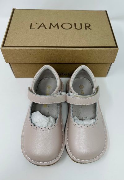 Lamour Velcro MJ Shoe NEW, Almond, size 8