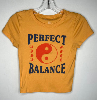 AE Perfect Balance Tee, Yellow, size Medium